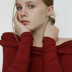 Alyla Browne Fotoğrafı