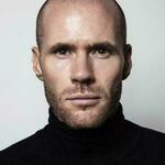 Oliver Trevena Fotoğrafı
